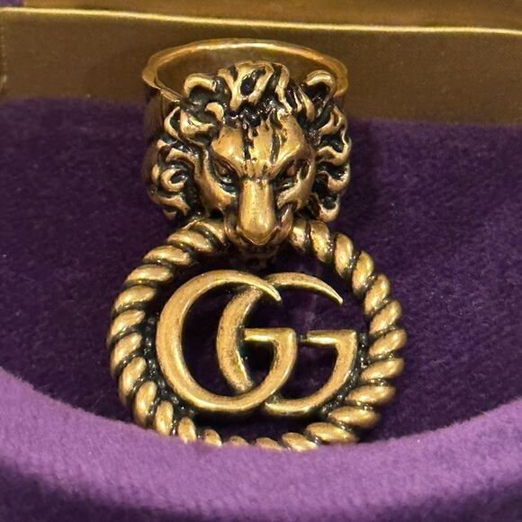 RARE Authentic Gucci Antique Lion Head GG Ring ✨ - Picture 4 of 8